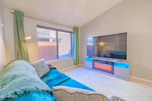 $252,500 | 629 North Mesa Drive, Unit 7, Mesa, AZ 85201