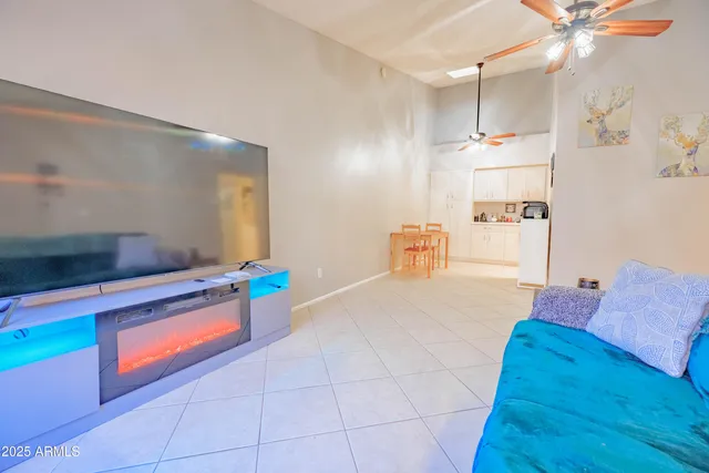 $257,500 | 629 North Mesa Drive, Unit 7, Mesa, AZ 85201