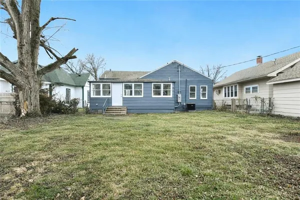 $224,900 | 209 Brown Avenue, Osawatomie, KS 66064