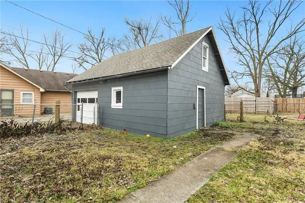 $224,900 | 209 Brown Avenue, Osawatomie, KS 66064