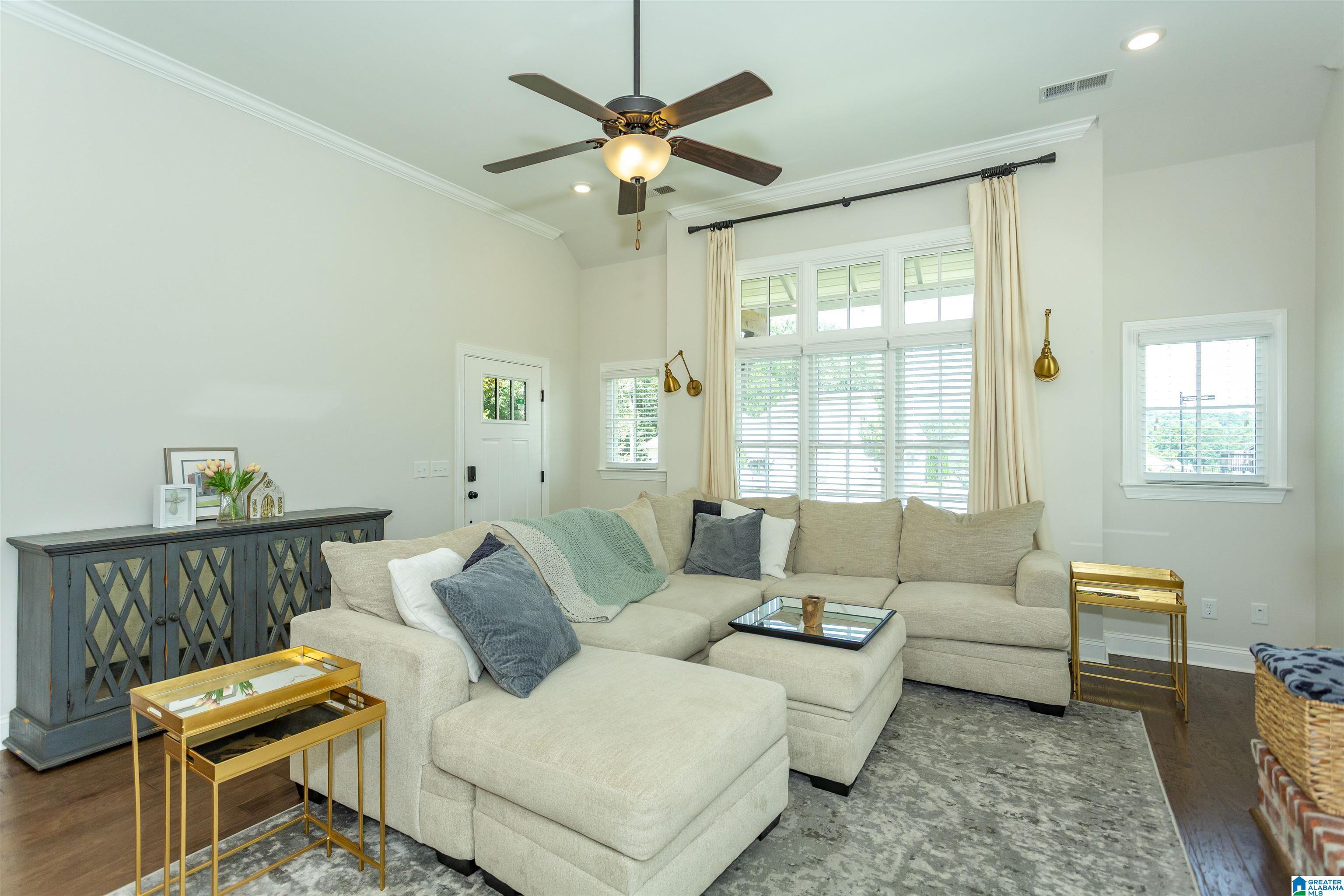2692 Altadena Ridge Circle Birmingham, AL 35243 - Photo 3 of 60