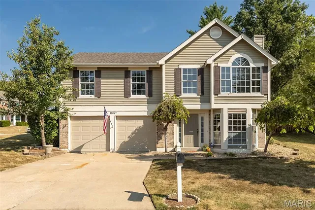 $335,000 | 17047 Redwood Glen Drive, Eureka, MO 63025