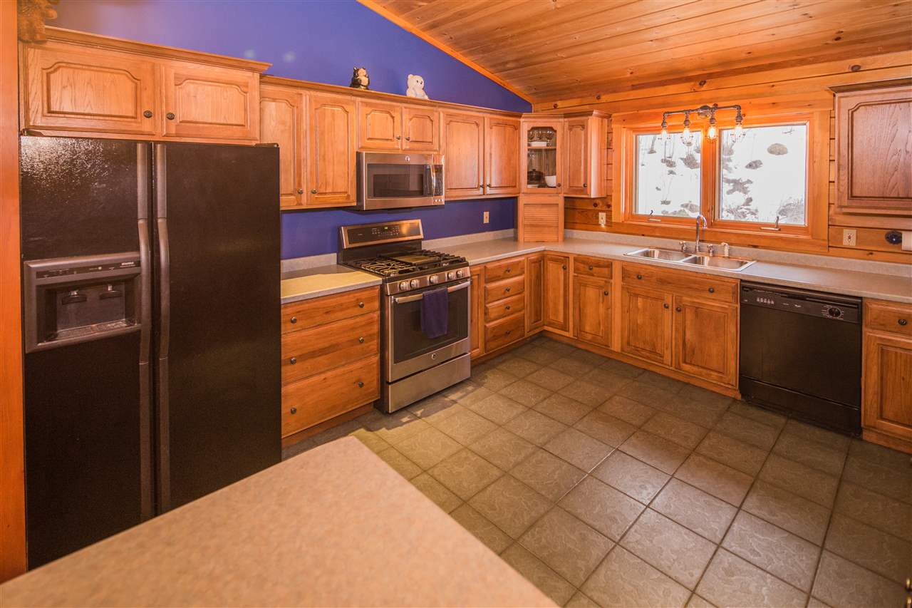 181 Morgan Road West Rutland, VT 05777 - Photo 8 of 38