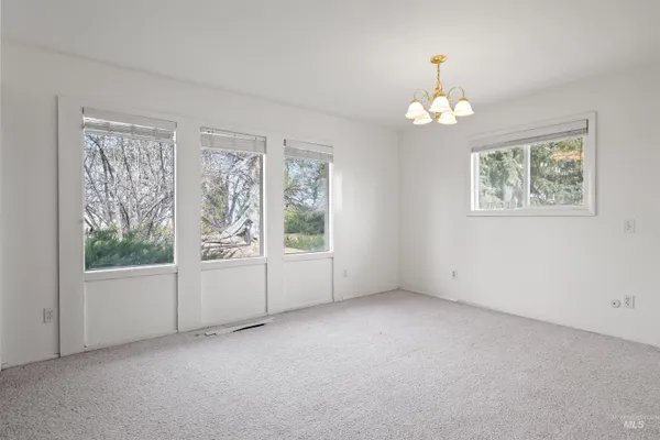 $595,000 | 415 West 300 South, Heyburn, ID 83336