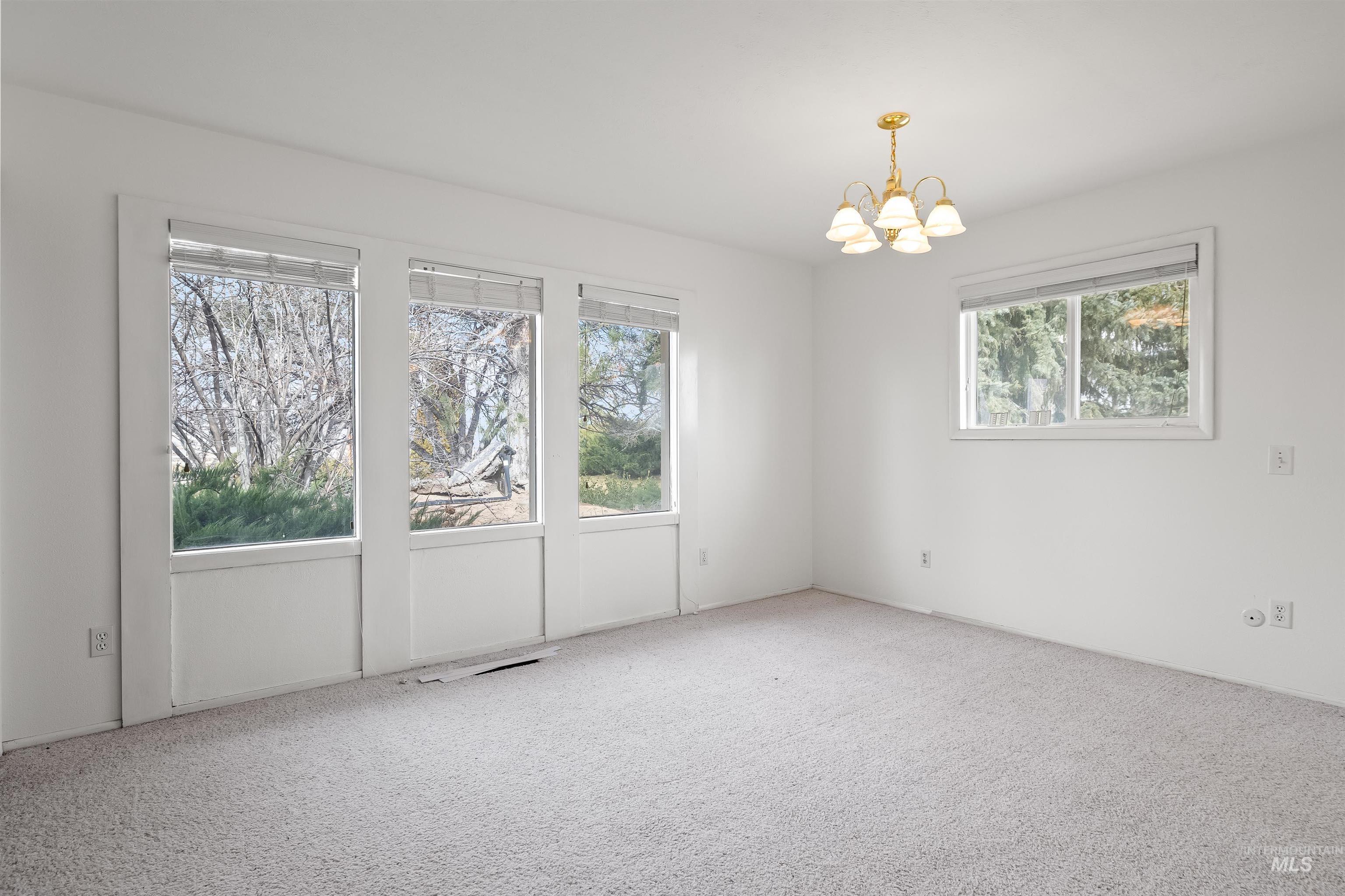 415 West 300 South Heyburn, ID 83336 - Photo 13 of 49