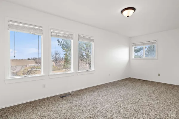 $595,000 | 415 West 300 South, Heyburn, ID 83336