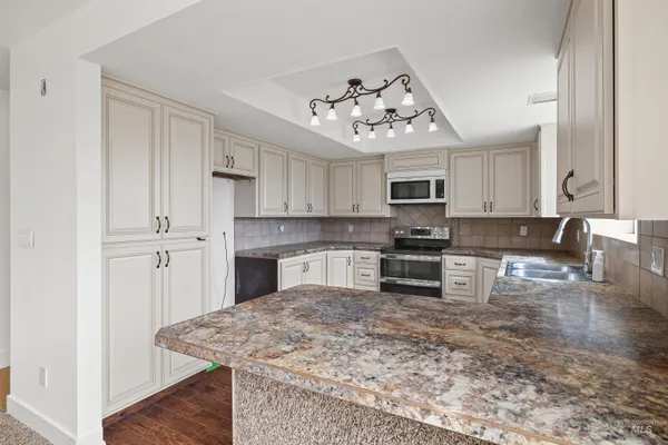 $595,000 | 415 West 300 South, Heyburn, ID 83336