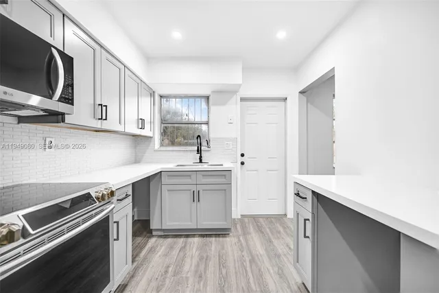 $3,300 | 645 Northeast 149th Street, Unit 645, Miami, FL 33162