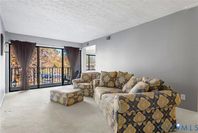 $198,000 | 1501 Largo Road, Unit 201, Henrico, VA 23238