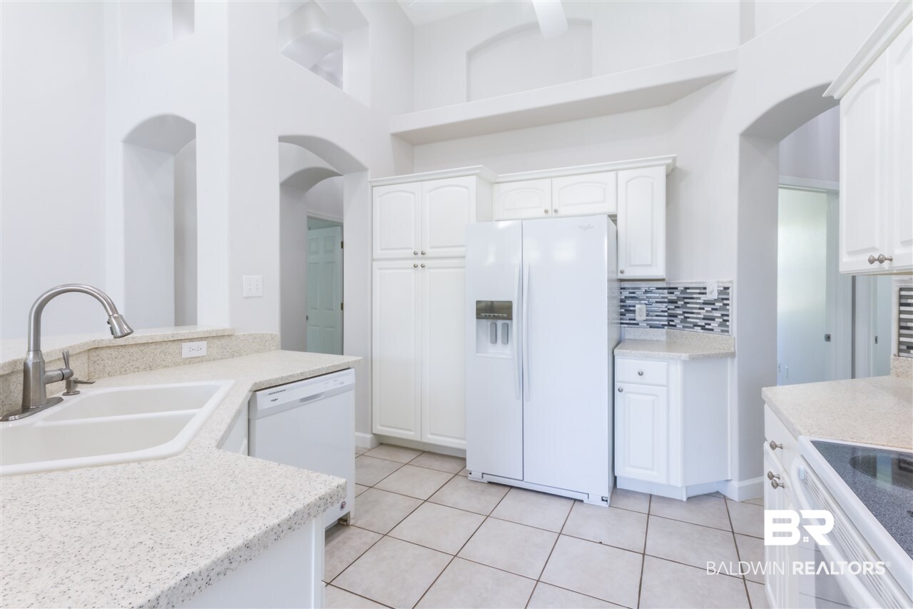 25183 Windward Place Orange Beach, AL 36561 - Photo 12 of 30