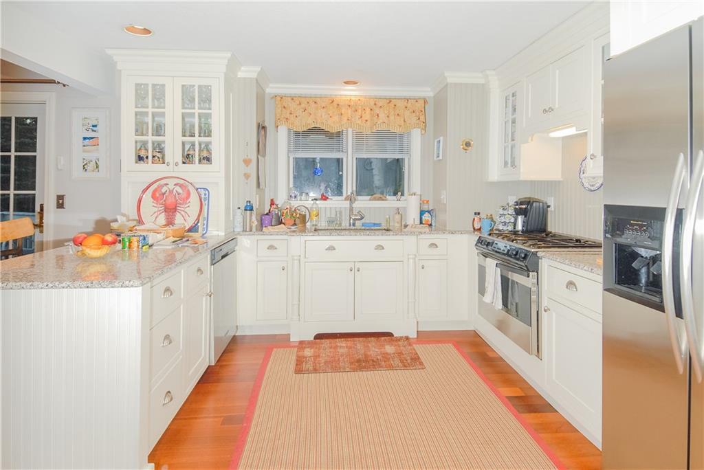 368 Shore Road, Unit 368 Ogunquit, ME 03907 - Photo 10 of 22 Photo