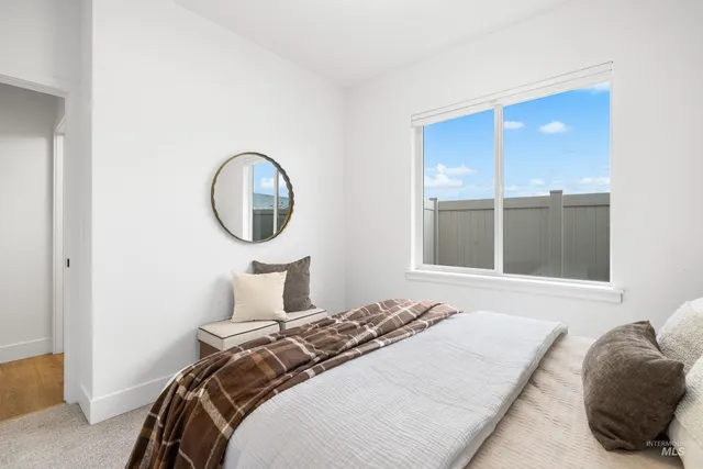 $565,000 | 3057 North Lapis Avenue, Meridian, ID 83646