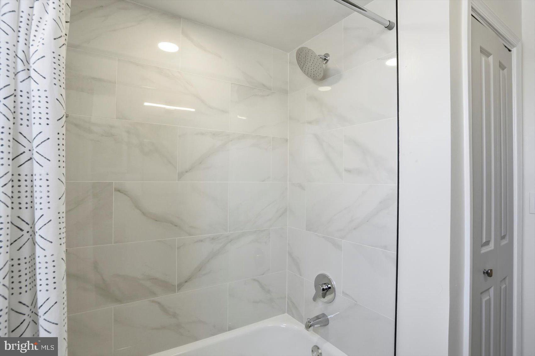 5819 Leith Walk Baltimore, MD 21239 - Photo 30 of 40