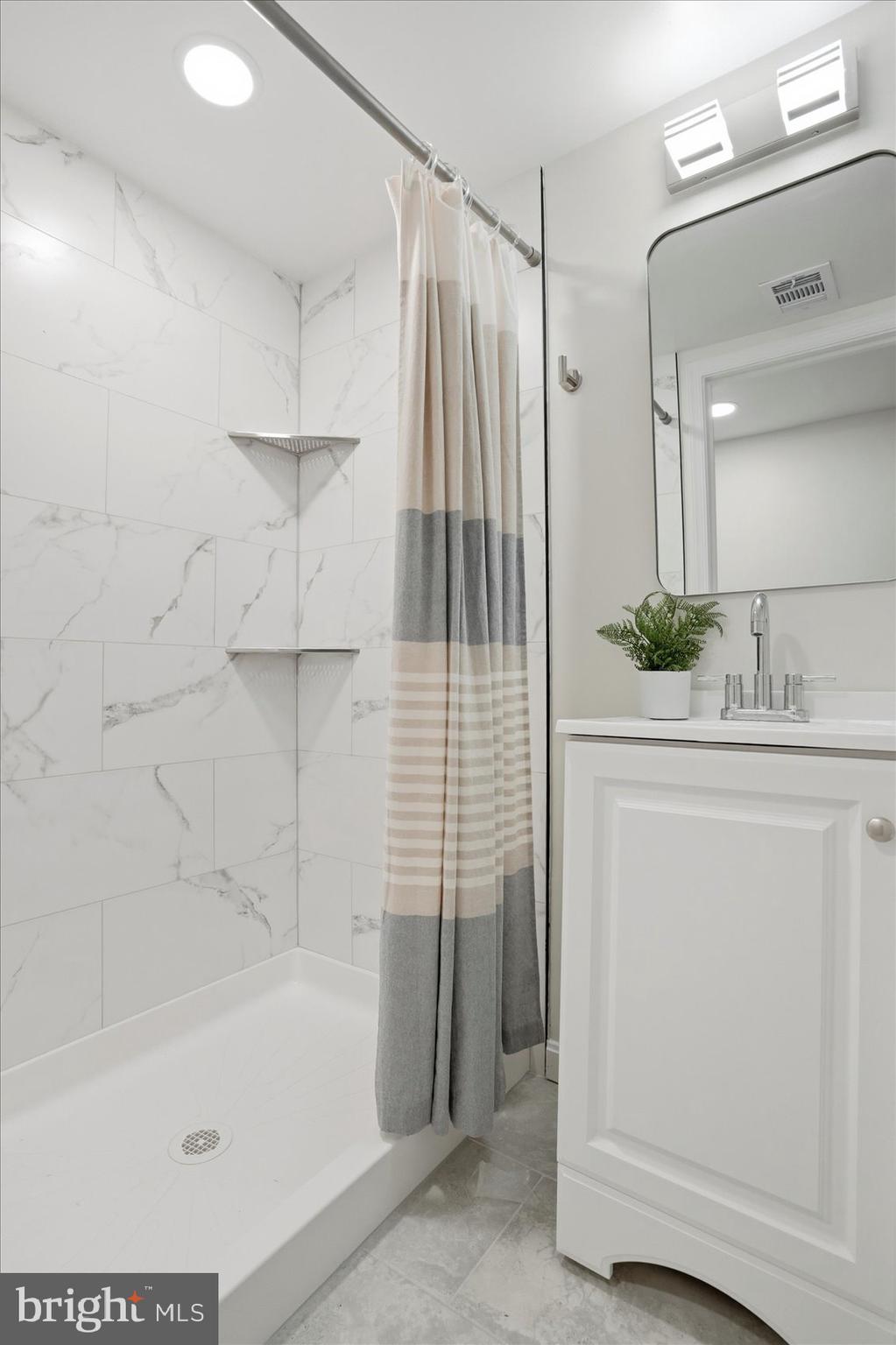 5819 Leith Walk Baltimore, MD 21239 - Photo 36 of 40