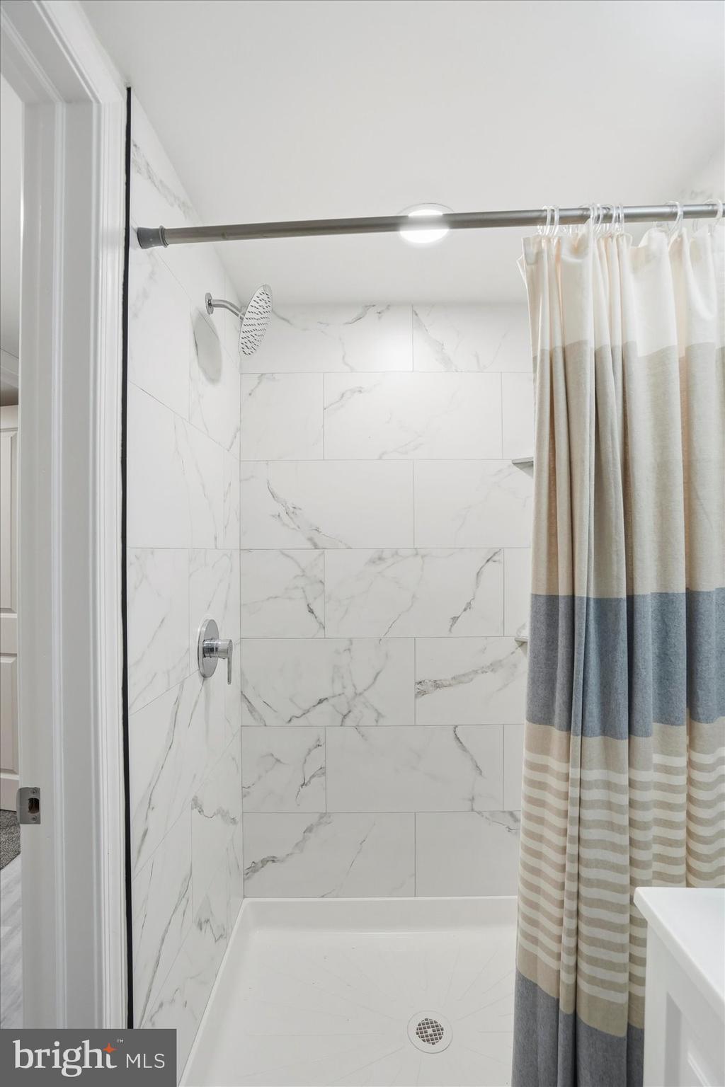 5819 Leith Walk Baltimore, MD 21239 - Photo 37 of 40