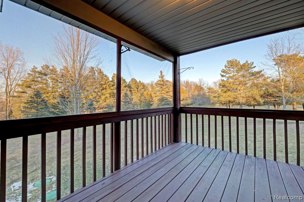 10115 County Line Road Goodrich, MI 48438 - Photo 23 of 88