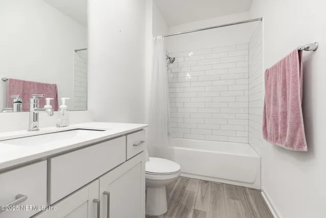 $385,000 | 3412 Americana Dr Green Cove Springs, Green Cove Springs, FL 32043