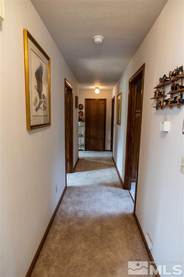 817 Rubio Way Gardnerville, NV 89460 - Photo 17 of 28 en view interior of the house