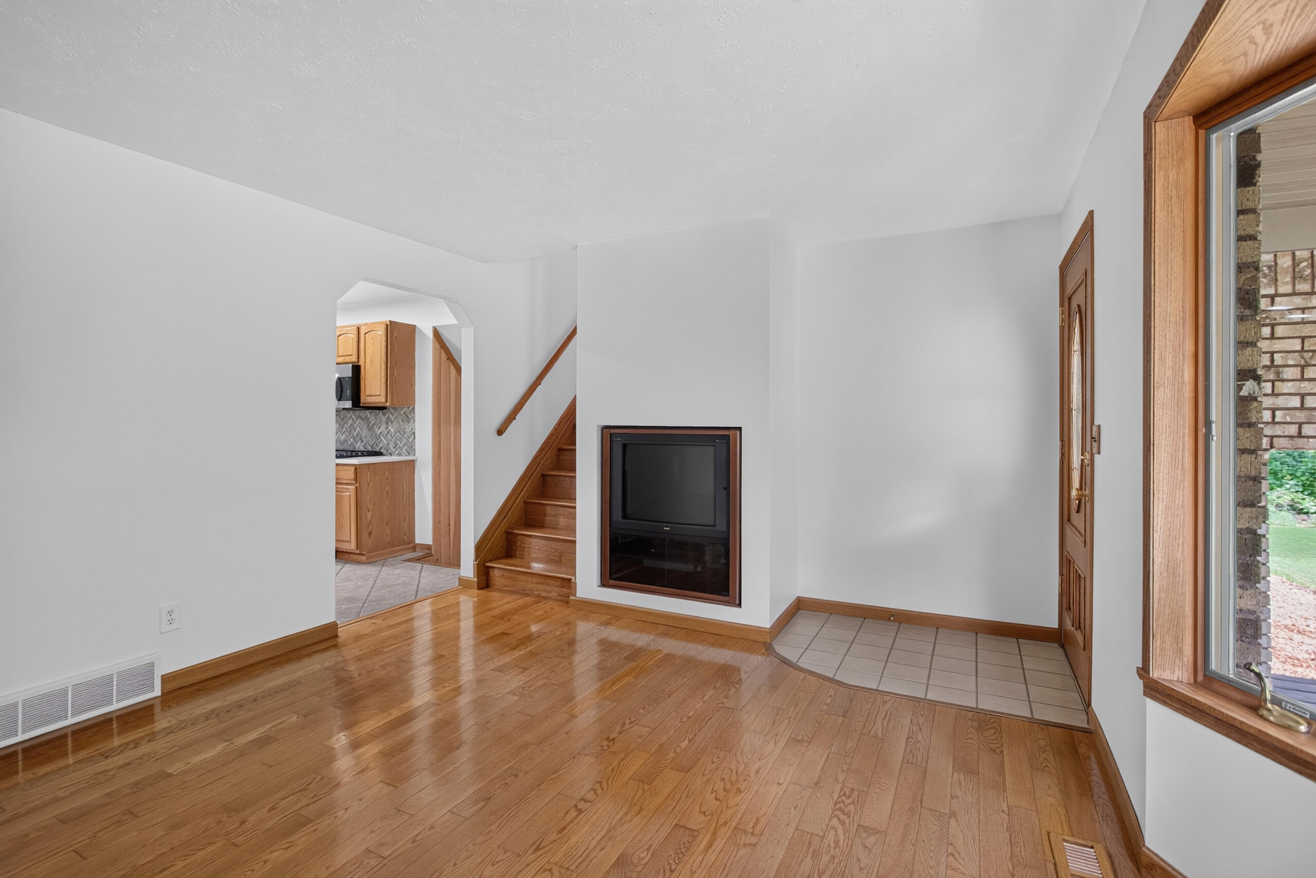 14520 Wheaton Road Brooklyn, MI 49230 - Photo 8 of 109 36-print-IMG_3429