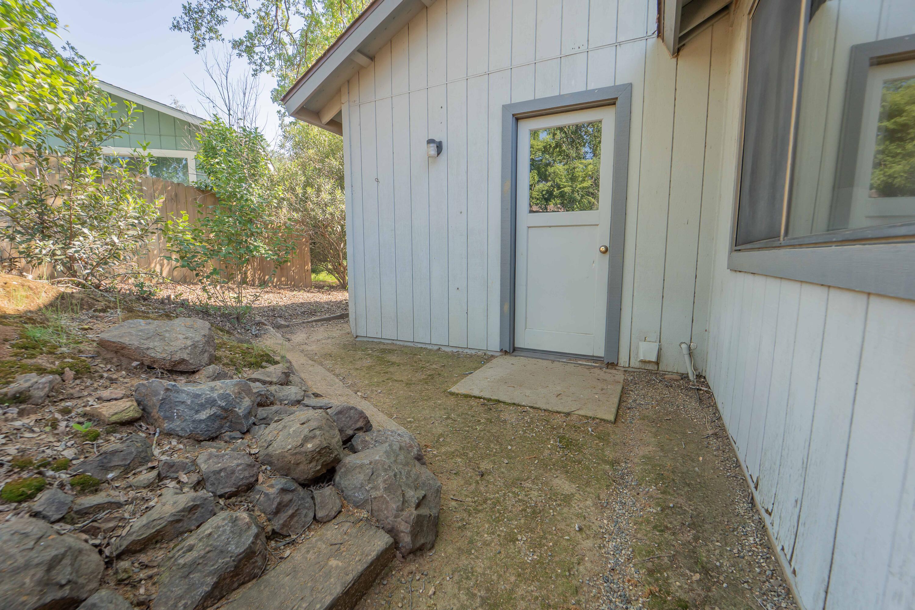 40962 Oak Ridge Drive Three Rivers, CA 93271 - Photo 33 of 36 a view of a house with a yard