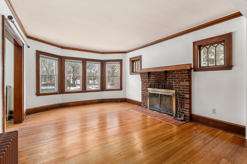 27-28 Seagrave Road Cambridge, MA 02140 - Photo 6 of 29