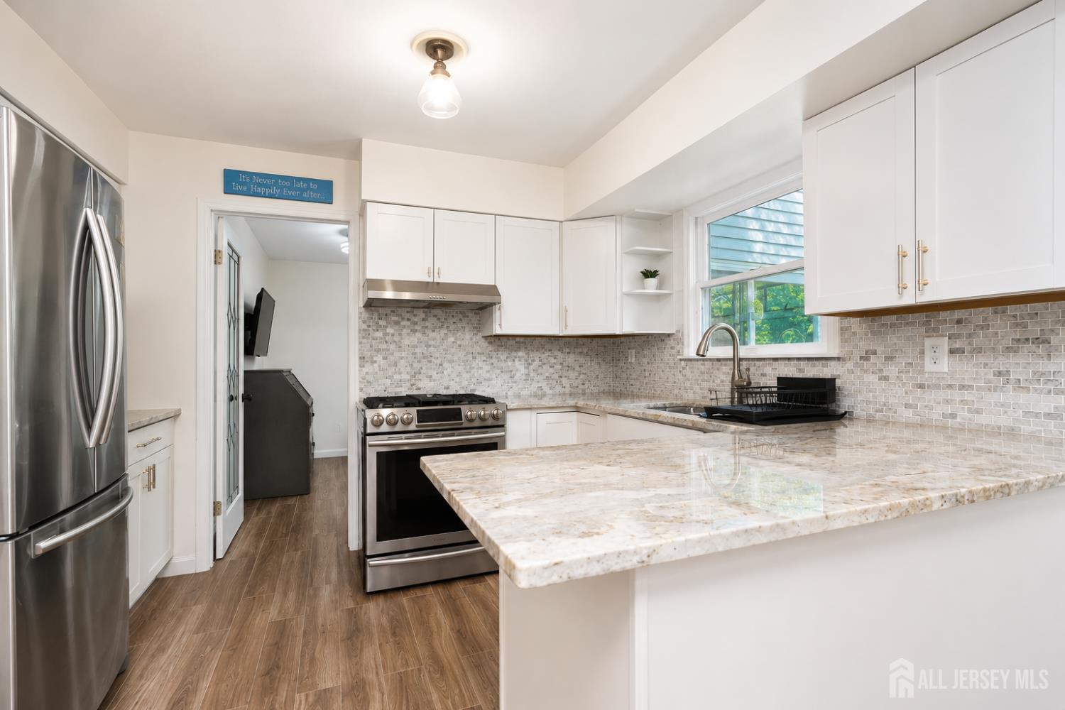 101 Fawn Drive Matawan, NJ 07747 - Photo 17 of 51