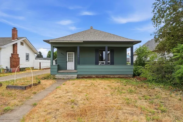 $249,999 | 221 West Carlisle Avenue, Spokane, WA 99205