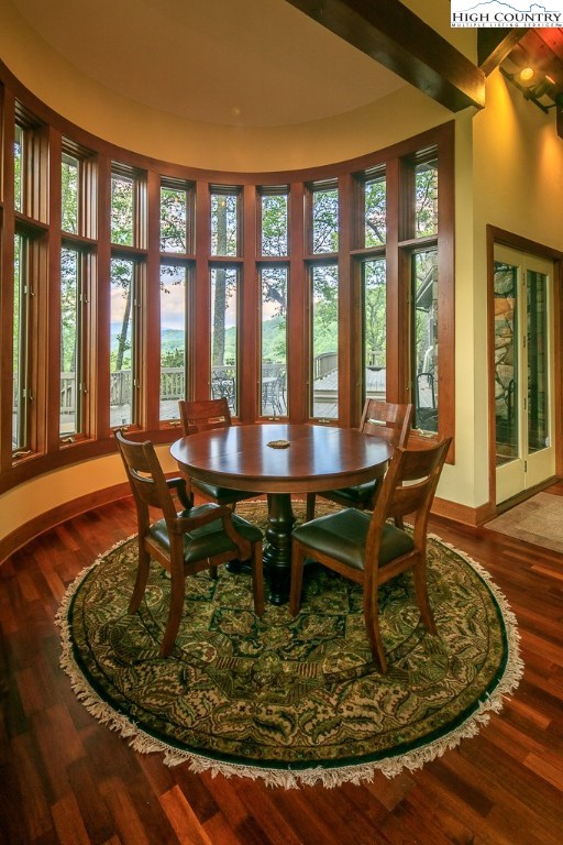 910 Dutch Creek Road Banner Elk, NC 28604 - Photo 19 of 46 Gallery Image 19
