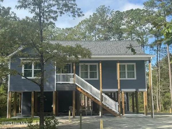 $522,900 | 1311 Blackbeard Drive, Oriental, NC 28571