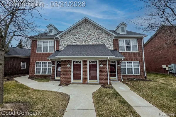 $165,000 | 33530 Utica Road, Fraser, MI 48026