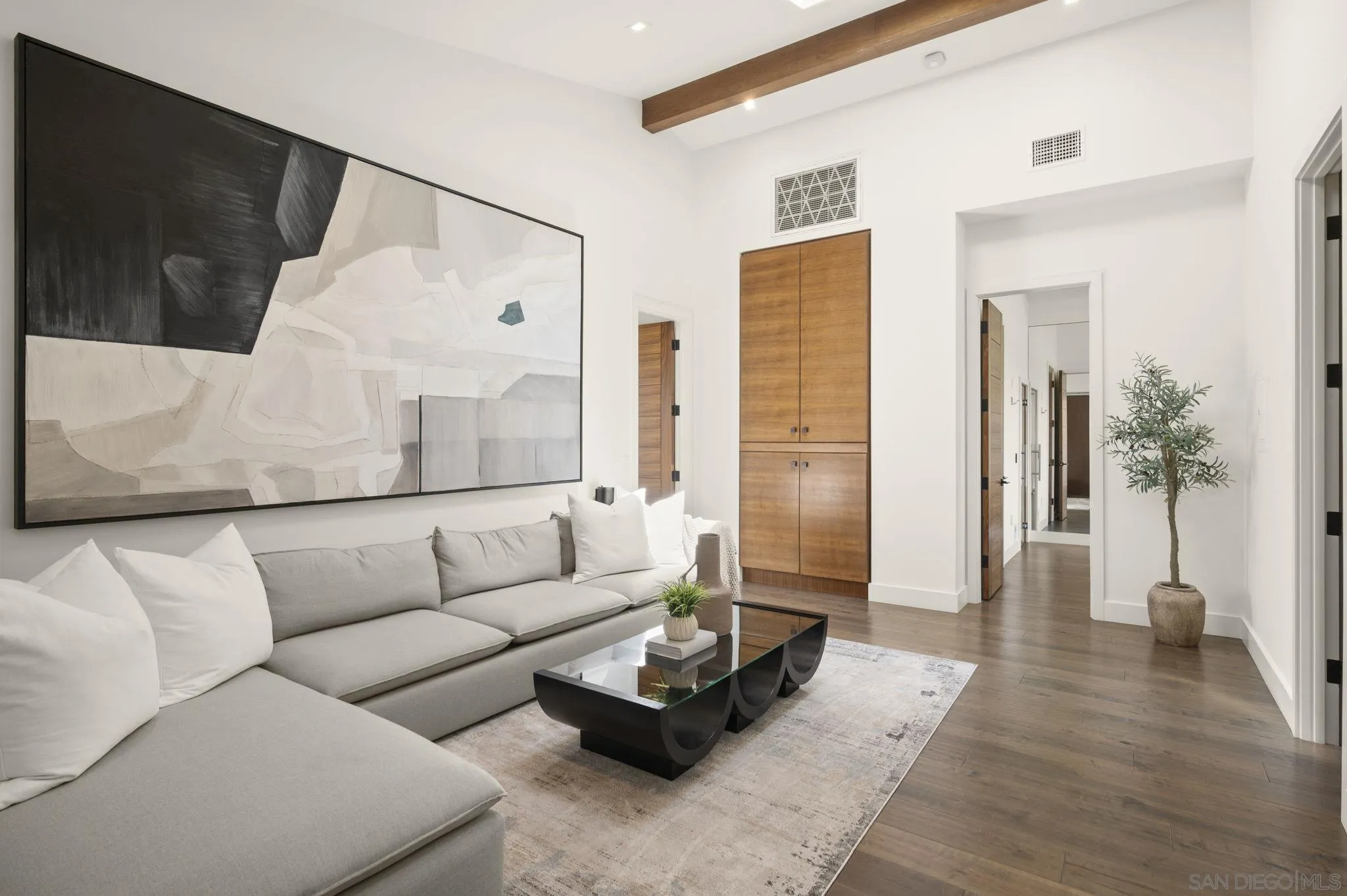 5594 Soledad Road La Jolla, CA 92037 - Photo 28 of 33