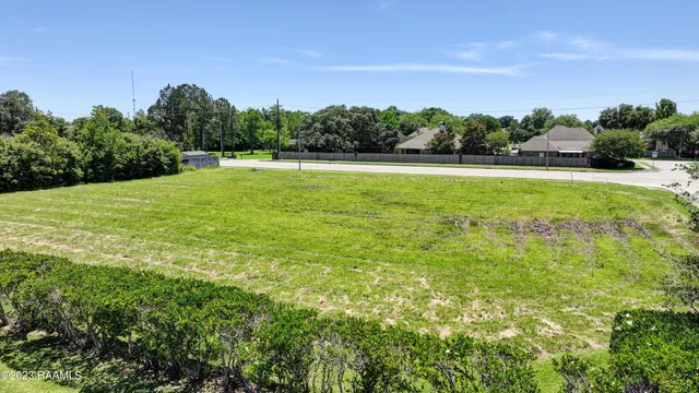 $305,000 | 4600 West Congress Street, Lafayette, LA 70506