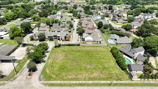 $305,000 | 4600 West Congress Street, Lafayette, LA 70506