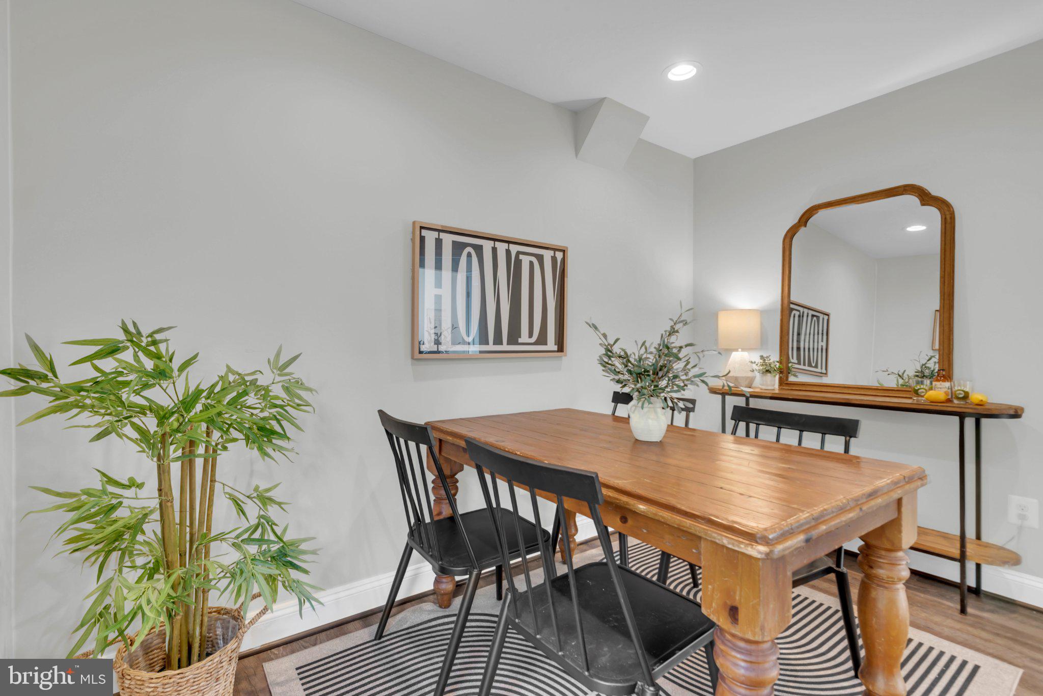 946 Shore Acres Road Arnold, MD 21012 - Photo 14 of 49 Dining room