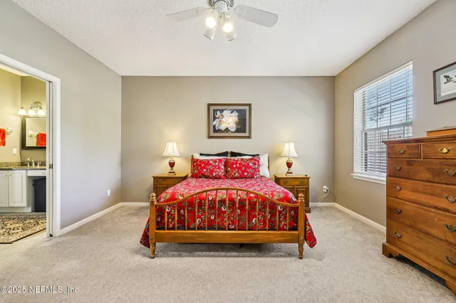 a view of house with a yard