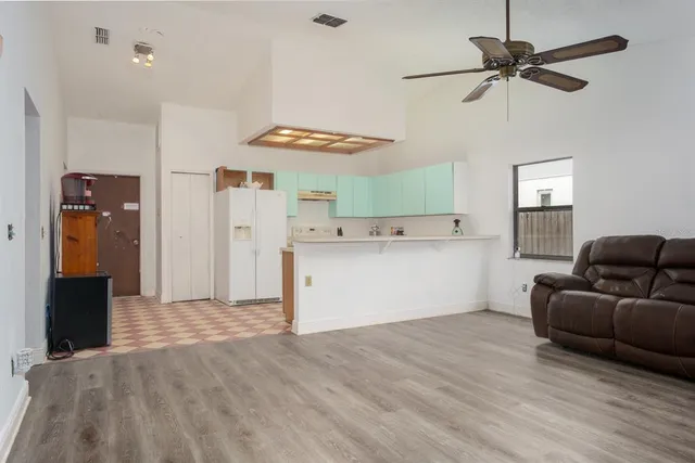 $365,000 | 516 Rapid Falls Drive, Brandon, FL 33511