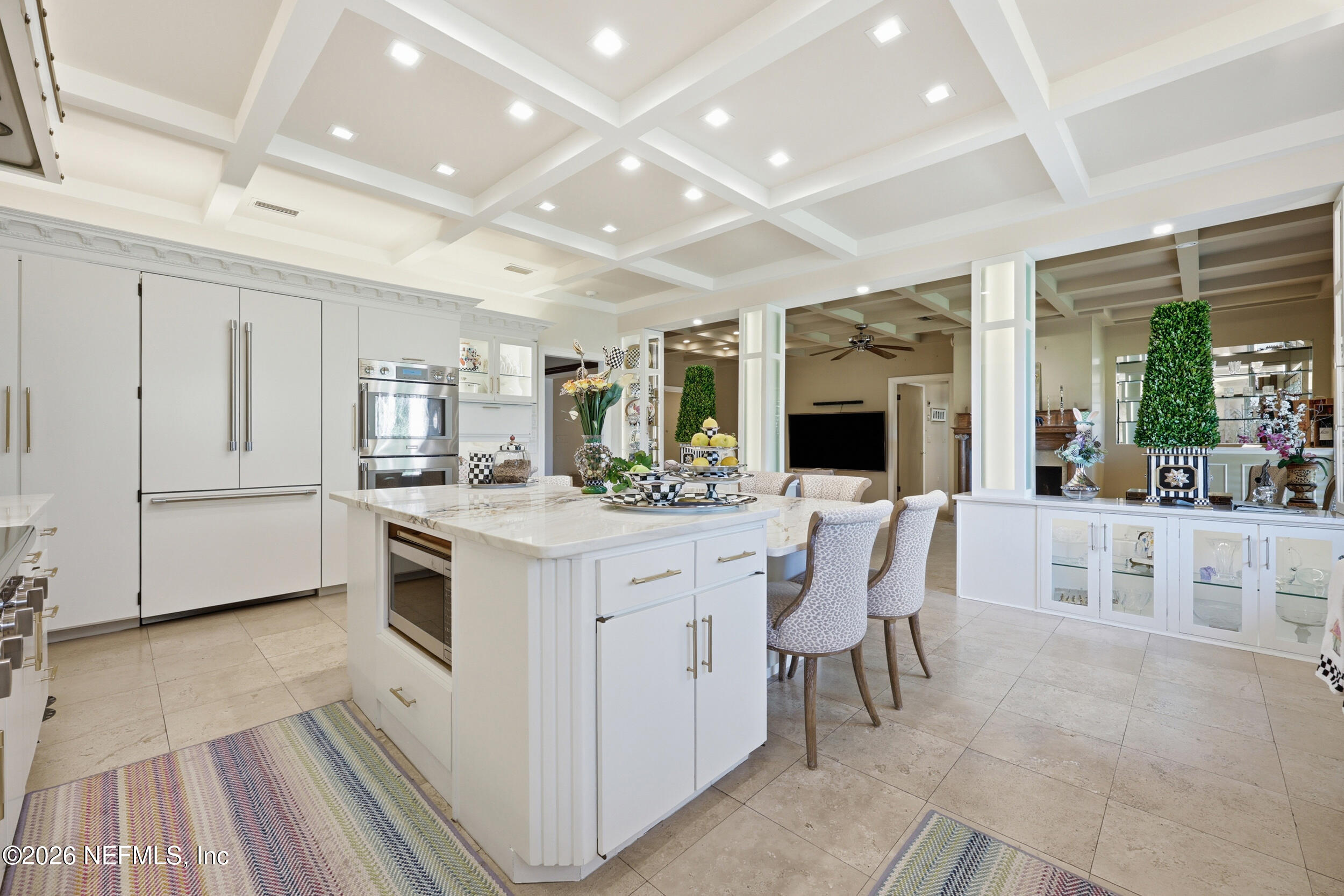 10799 Crosswicks Road Jacksonville, FL 32256 - Photo 10 of 51 Kitchen to Family Room