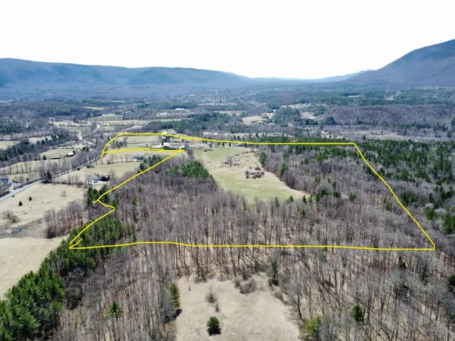 $4,000,000 | 15 Wind Hill Road, Manchester, VT 05255