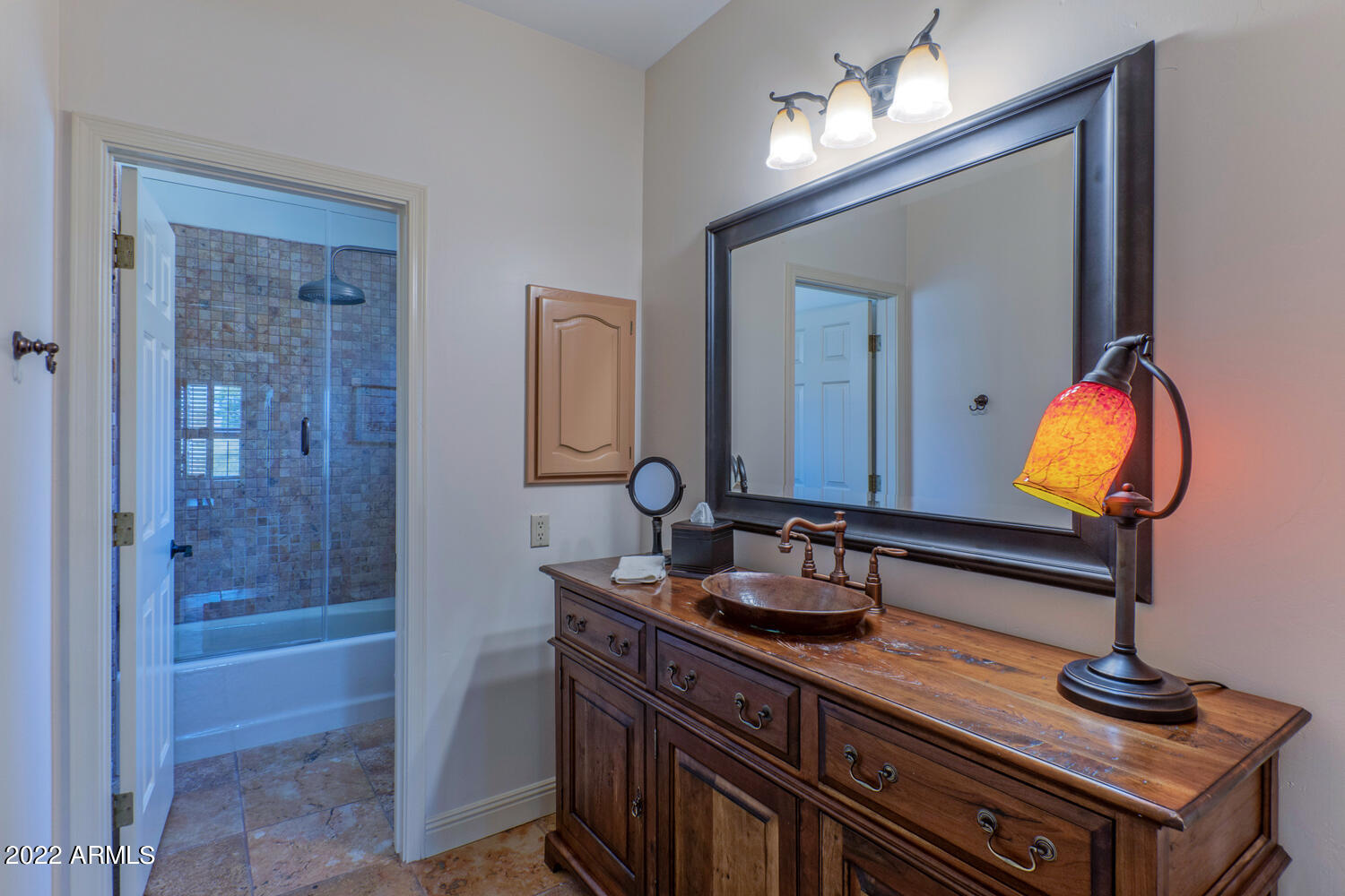 8100 East Camelback Road, Unit 39 Scottsdale, AZ 85251 - Photo 26 of 40 guest bath
