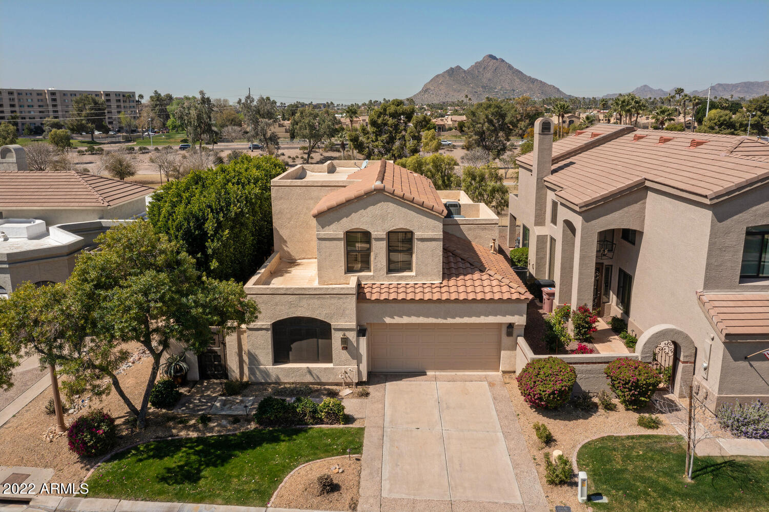 8100 East Camelback Road, Unit 39 Scottsdale, AZ 85251 - Photo 36 of 40 Backs to Camelback Mountain view
