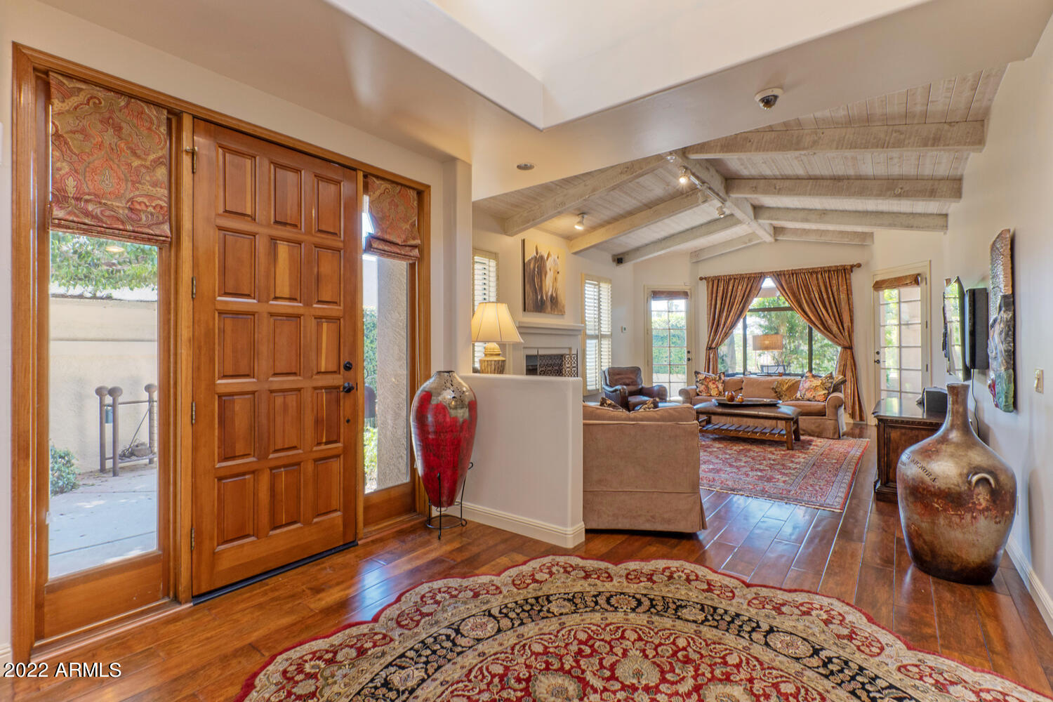 8100 East Camelback Road, Unit 39 Scottsdale, AZ 85251 - Photo 4 of 40 entry and living