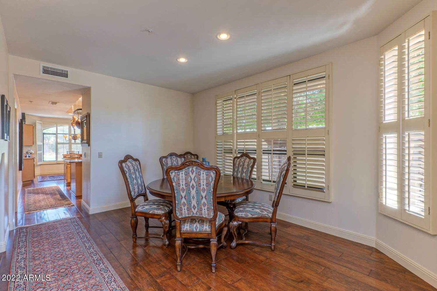 8100 East Camelback Road, Unit 39 Scottsdale, AZ 85251 - Photo 9 of 40 flexible dining space