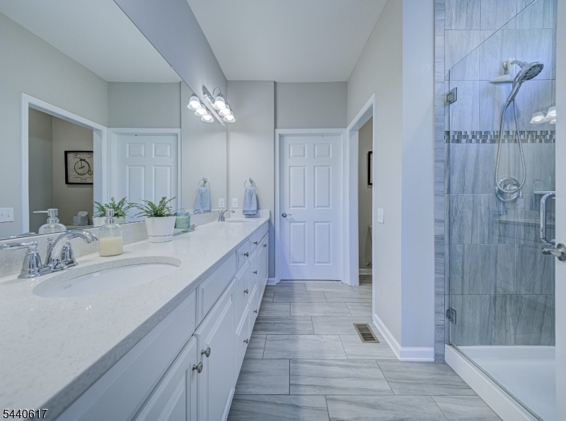 50 Sullivan Road Flemington, NJ 08822 - Photo 13 of 42