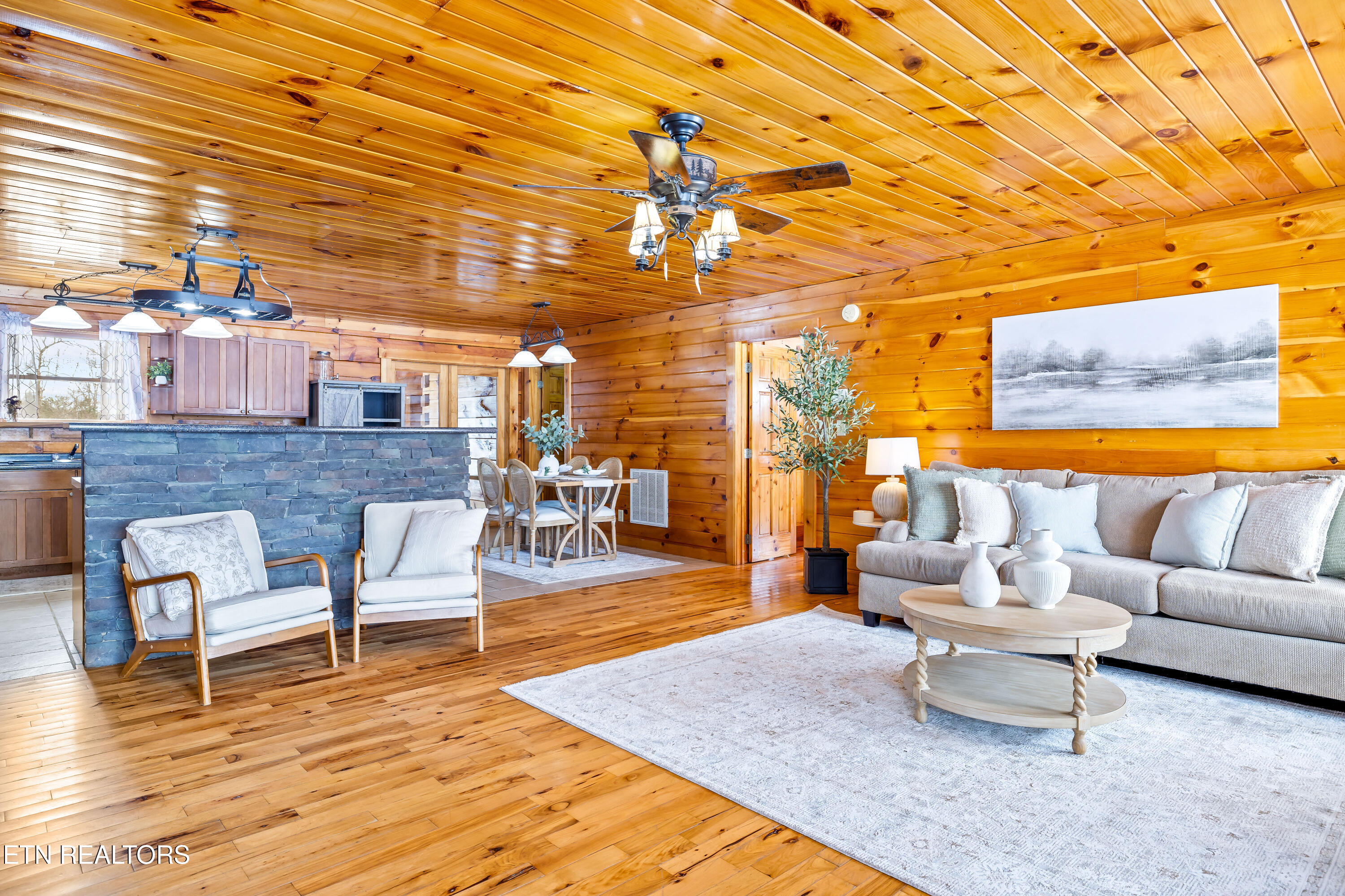 818 Highway 360 Vonore, TN 37885 - Photo 12 of 44 818TN-360-42