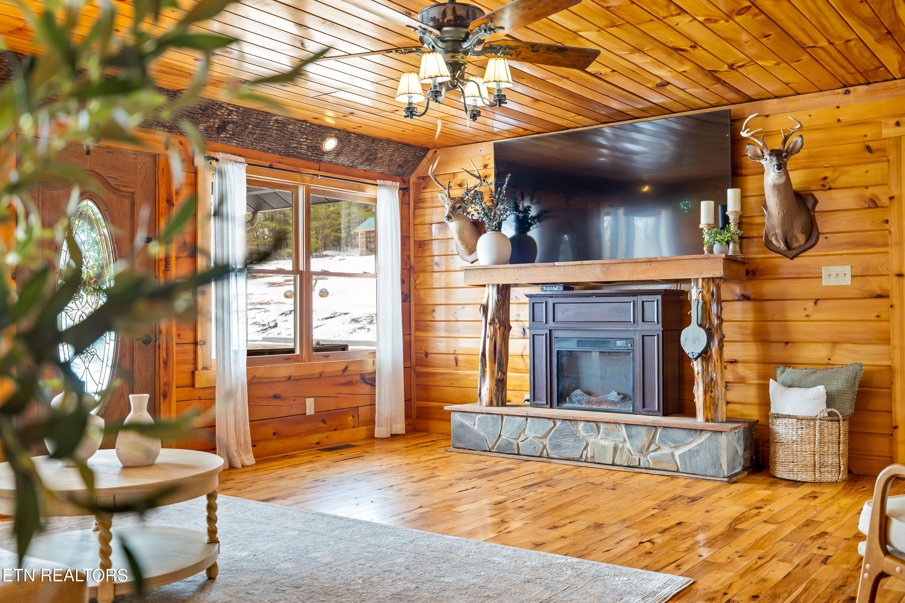 818 Highway 360 Vonore, TN 37885 - Photo 16 of 44 818TN-360-38