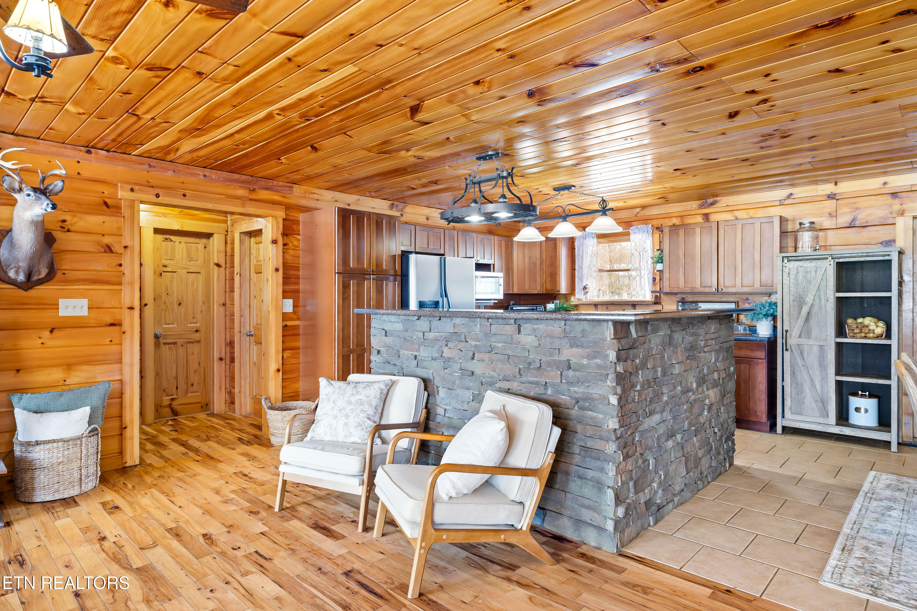 818 Highway 360 Vonore, TN 37885 - Photo 18 of 44 818TN-360-43