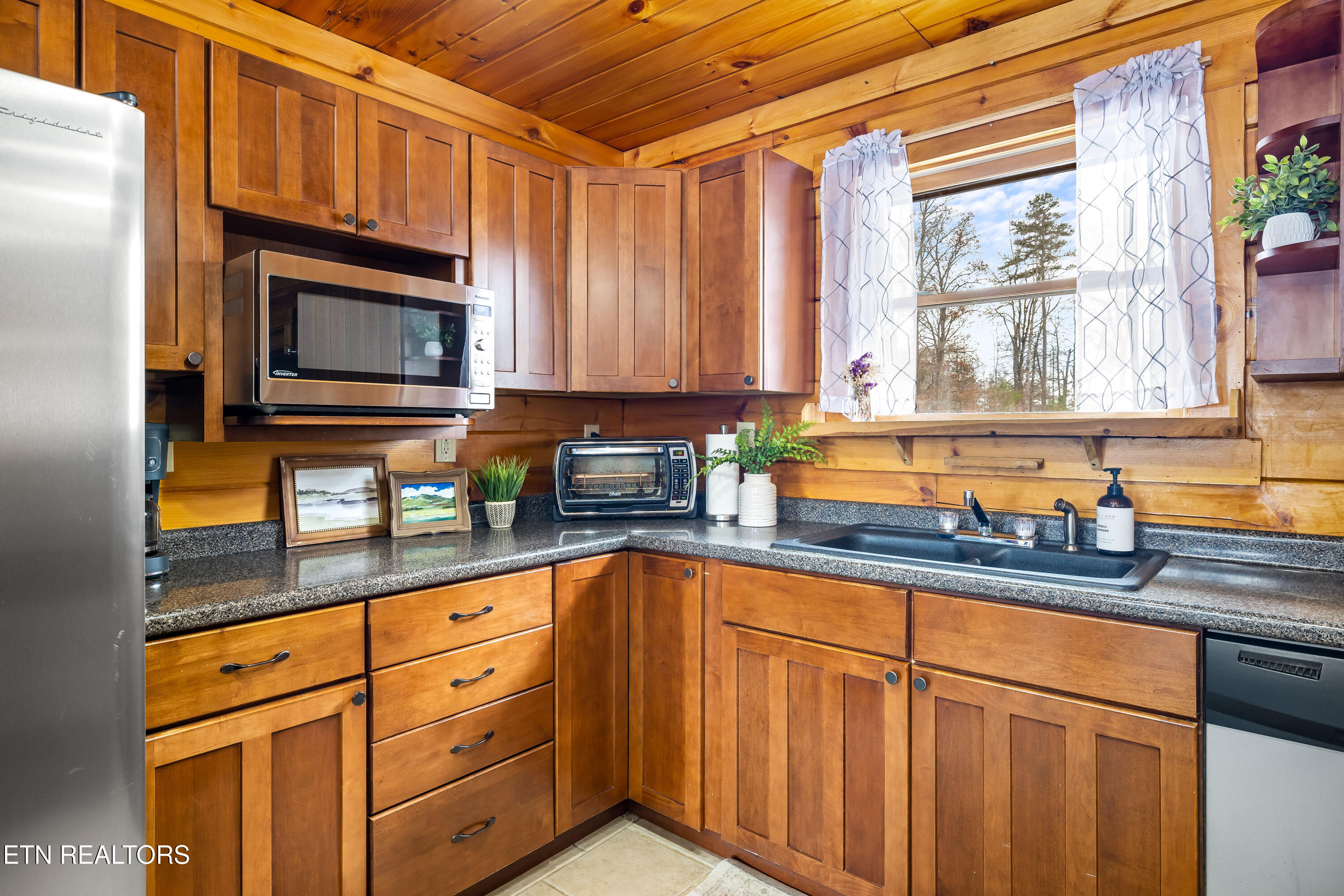 818 Highway 360 Vonore, TN 37885 - Photo 23 of 44 818TN-360-34