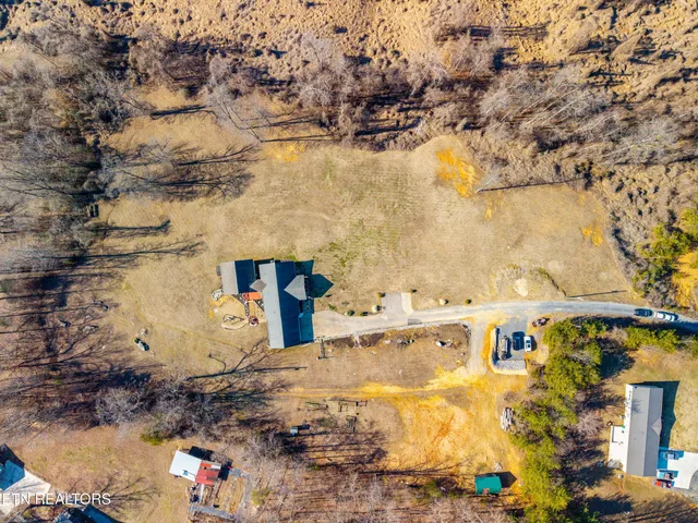 $749,900 | 818 Highway 360, Vonore, TN 37885