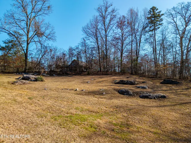 $749,900 | 818 Highway 360, Vonore, TN 37885