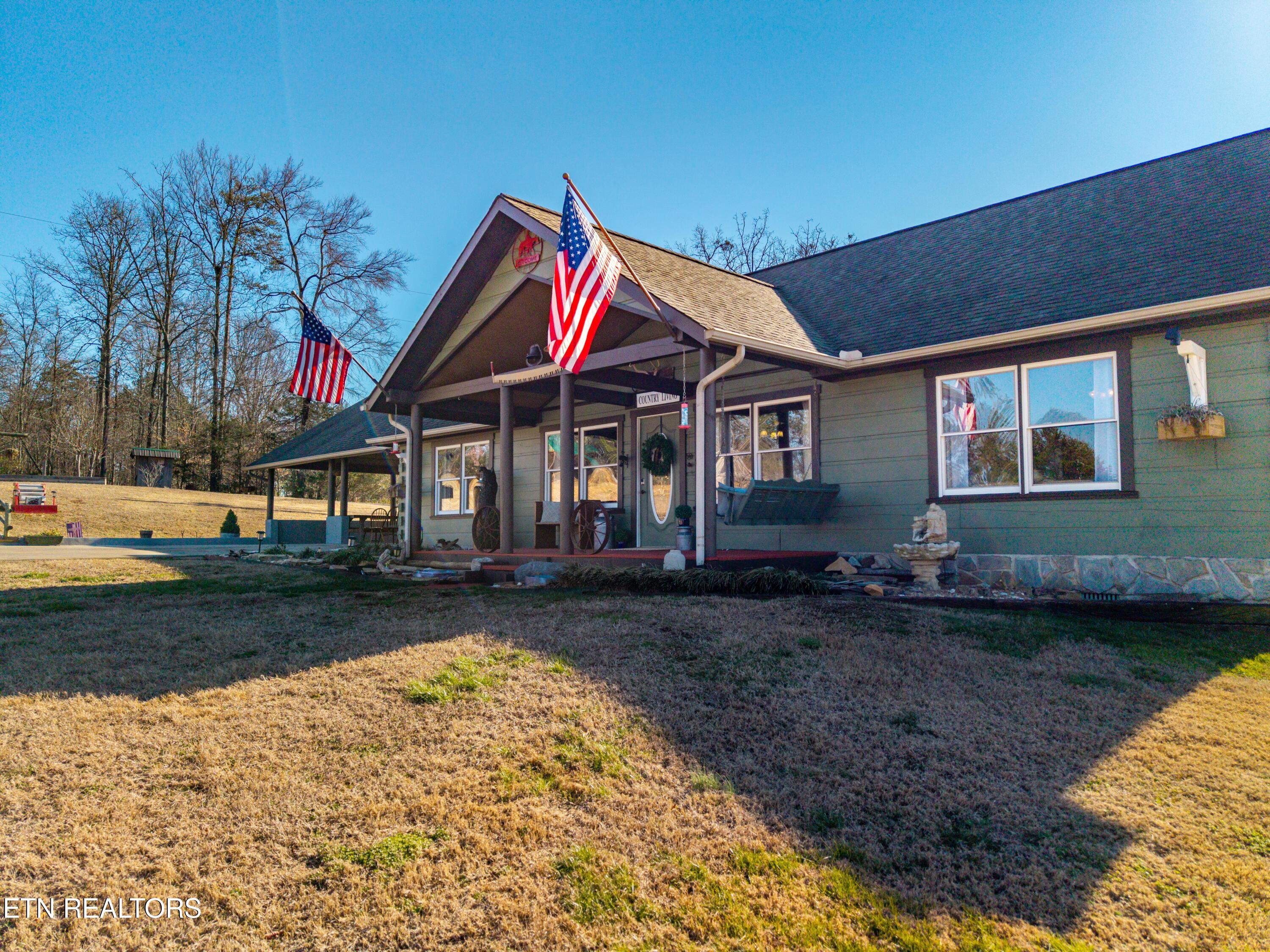 818 Highway 360 Vonore, TN 37885 - Photo 7 of 44 818TN-360Vonore-224